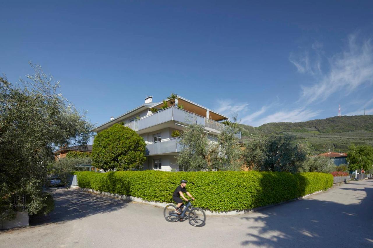 Appartamenti Sant'Alessandro Riva del Garda Luaran gambar